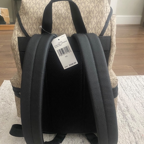 Michael Kors backpack - Picture 2 of 4